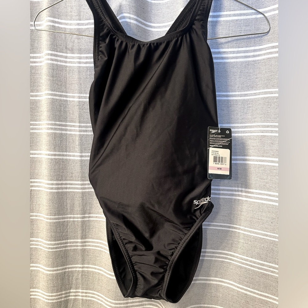 New Speedo, body suit size 6/32